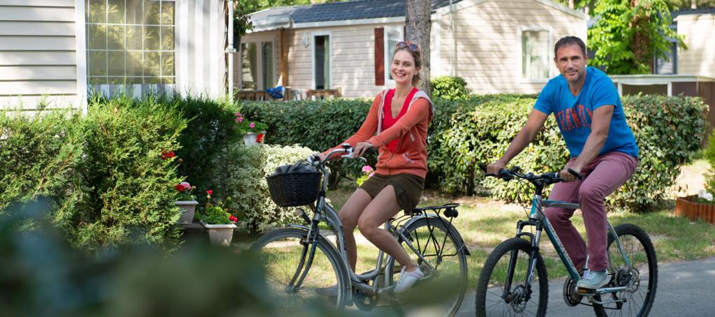 Faire du vélo au camping Le Bois Dormant