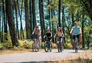 À vélo : en piste ! Teaser
